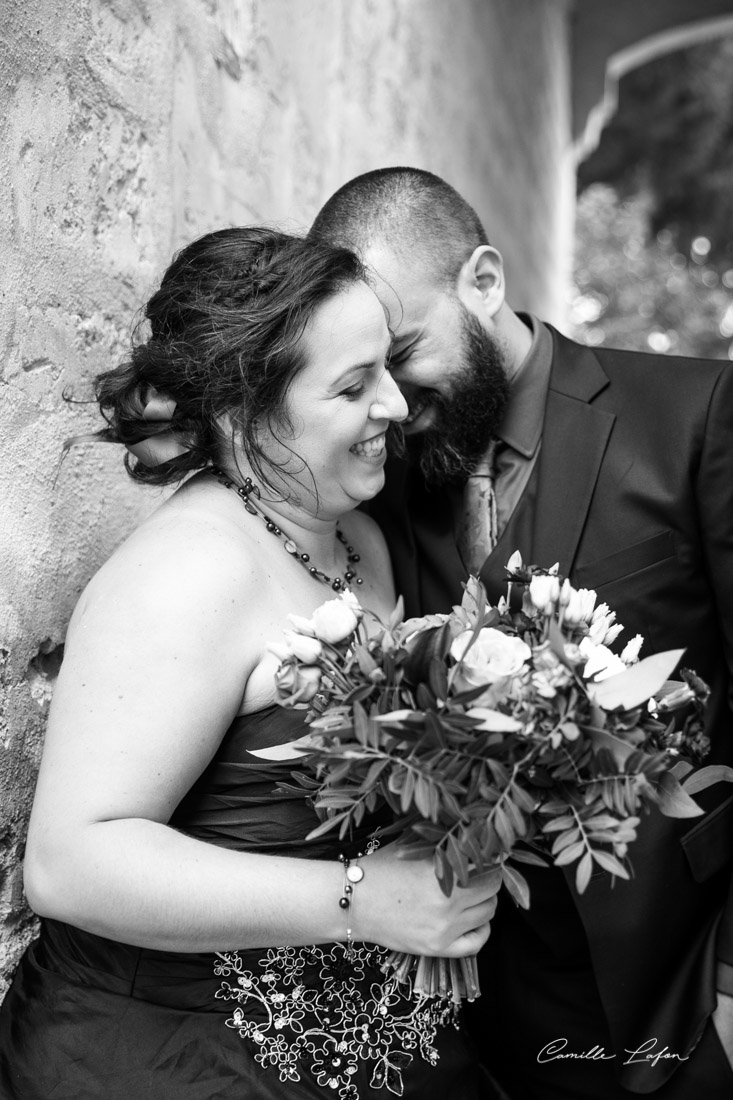 photographe-mariage-montpellier-black-dress-metal