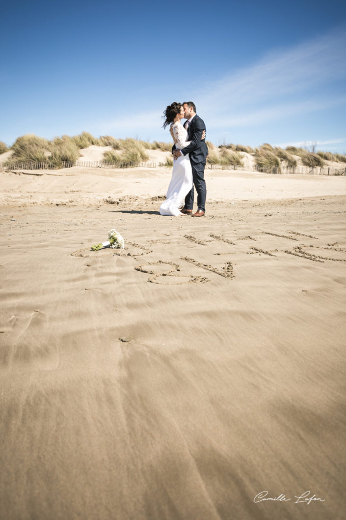 photographe-mariage-montpellier-couple-plage